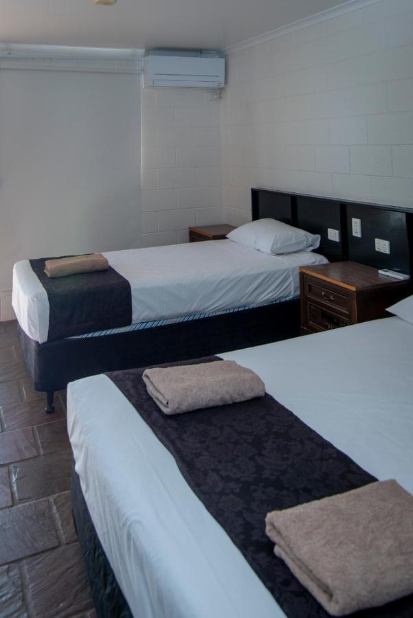 Longreach Most Central Motel מראה חיצוני תמונה