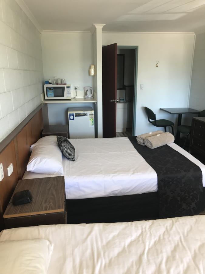 Longreach Most Central Motel מראה חיצוני תמונה